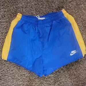 Nike Vintage Men's 70s 80s Blue & Yellow Running Shorts / Training Shorts